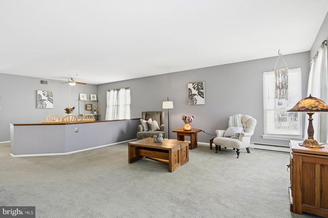 44 NEW CASTLE DR, Southampton, NJ 08088