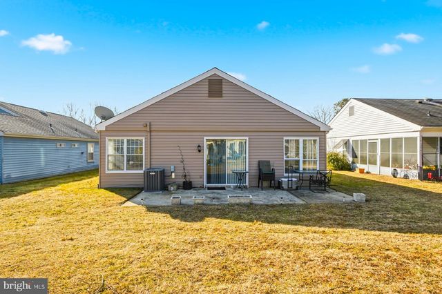 44 NEW CASTLE DR, Southampton, NJ 08088