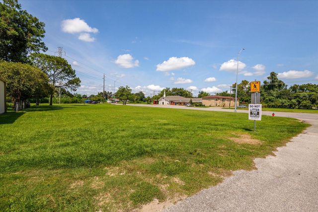 0 Texas Avenue, La Marque, TX 77568