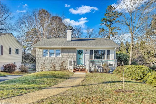 2777 Calumet Street, Winston-salem, NC 27106