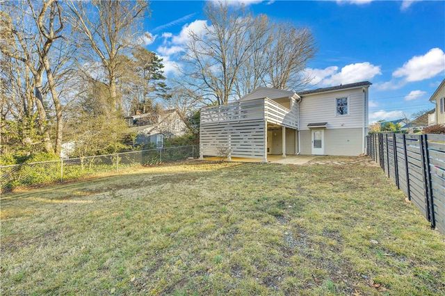 2777 Calumet Street, Winston-salem, NC 27106