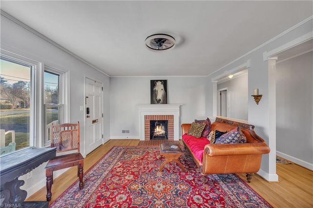 2777 Calumet Street, Winston-salem, NC 27106