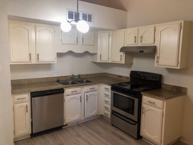 19914 Moonriver Drive, Humble, TX 77338