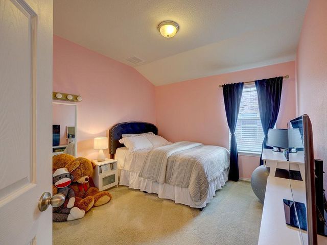 302 Danish DR 13, Hutto, TX 78634