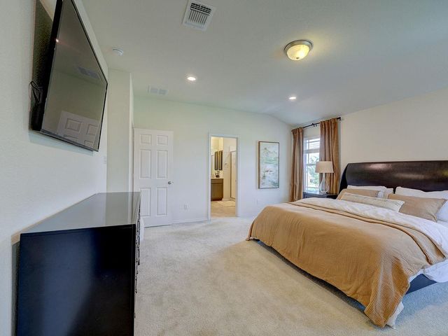 302 Danish DR 13, Hutto, TX 78634