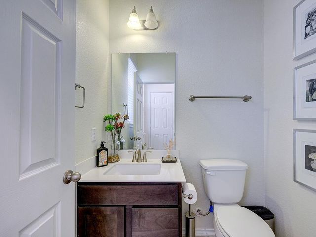302 Danish DR 13, Hutto, TX 78634