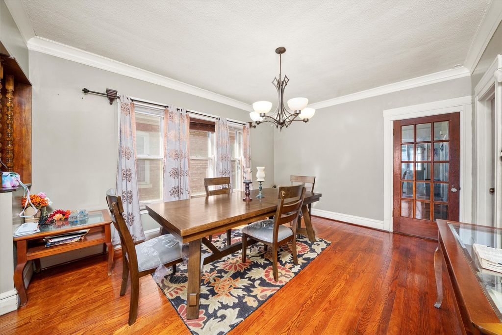 property-img