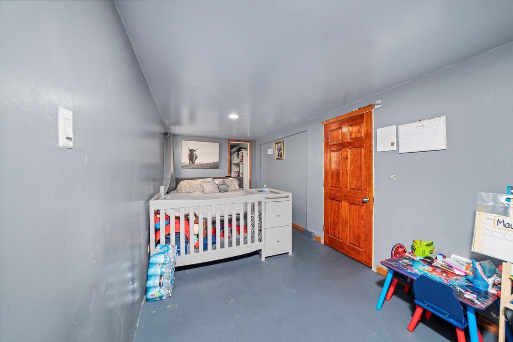 property-img