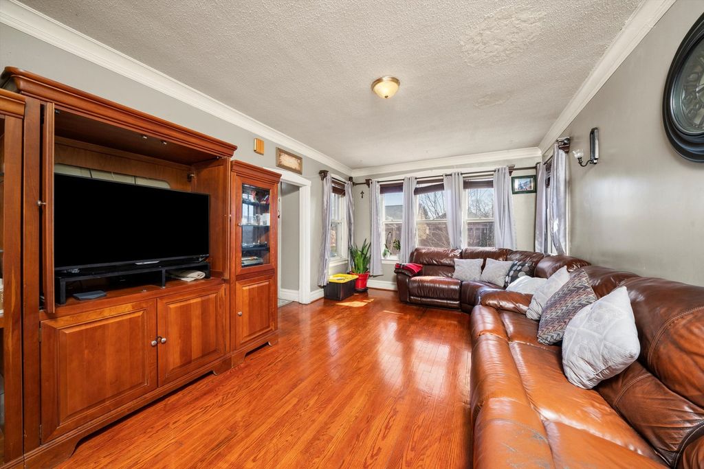 property-img