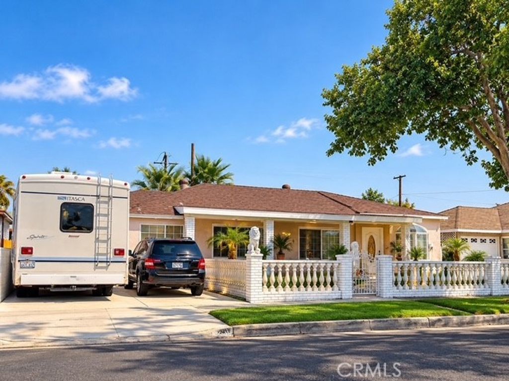 309 E 228th, Carson, CA 90745 — photo 2