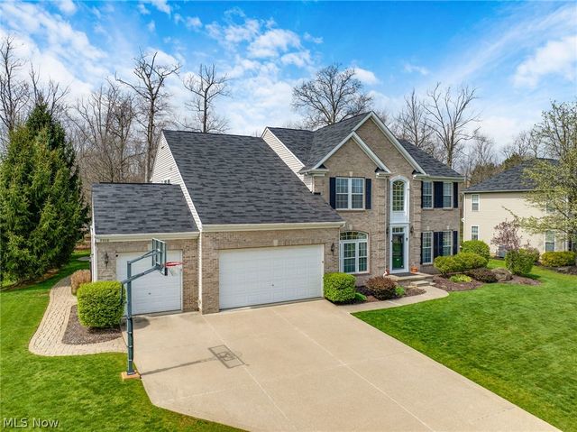 9308 Ashcroft Lane, Twinsburg, OH 44087