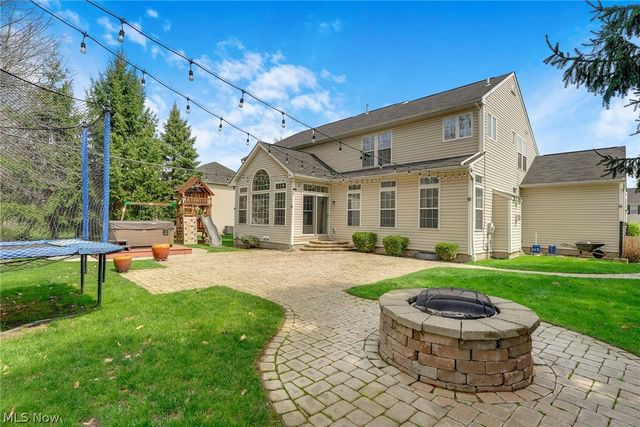 9308 Ashcroft Lane, Twinsburg, OH 44087