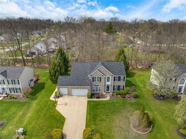 9308 Ashcroft Lane, Twinsburg, OH 44087