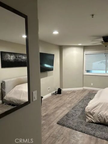 200 Pacific Coast Hwy 110, Huntington Beach, CA 92648