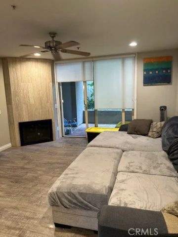 200 Pacific Coast Hwy 110, Huntington Beach, CA 92648