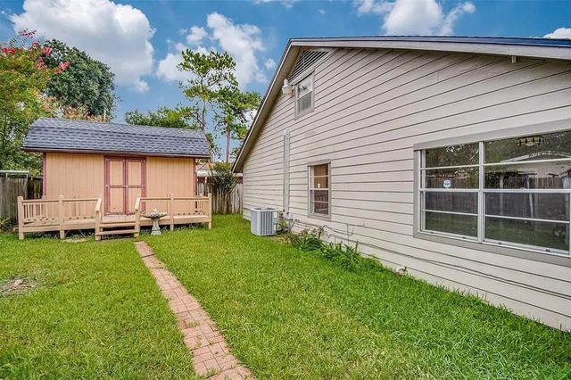2322 Ansbury Drive, Houston, TX 77018