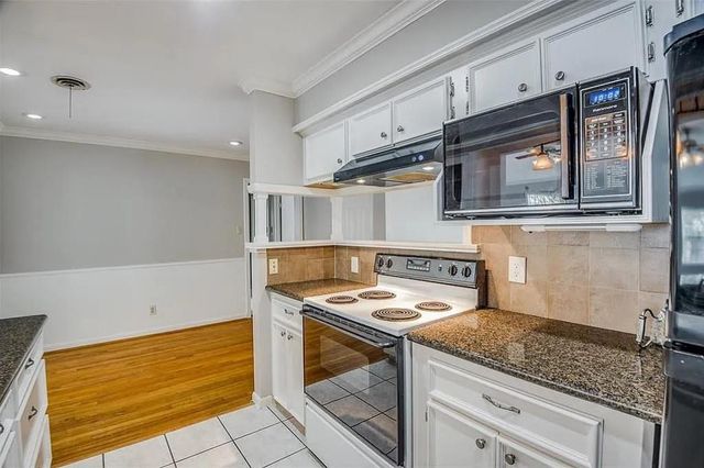 2322 Ansbury Drive, Houston, TX 77018
