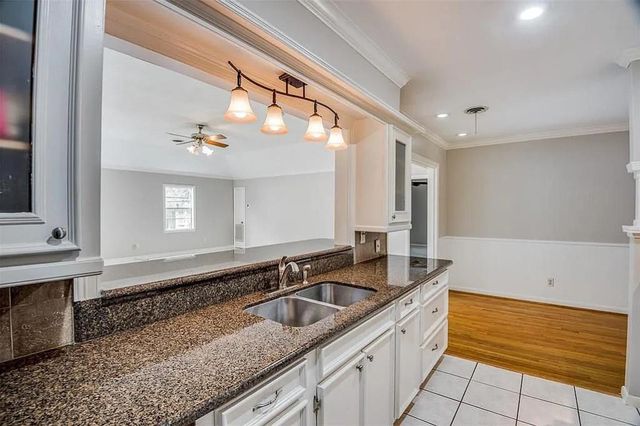 2322 Ansbury Drive, Houston, TX 77018