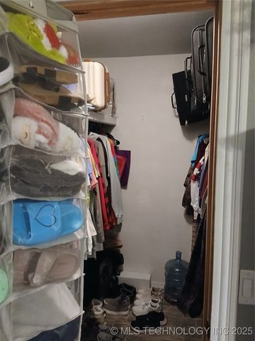 417558 Bridgeport Road, Eufaula, OK 74432