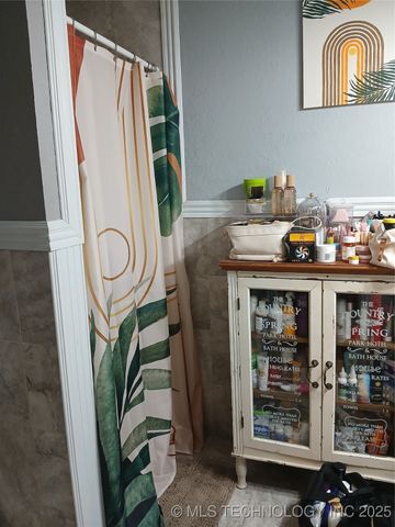 417558 Bridgeport Road, Eufaula, OK 74432