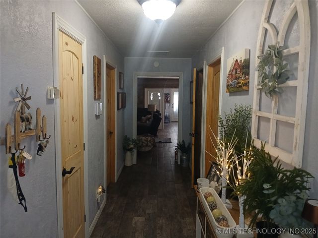 417558 Bridgeport Road, Eufaula, OK 74432