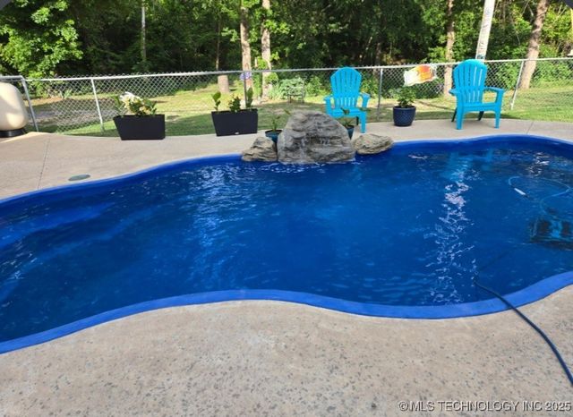 417558 Bridgeport Road, Eufaula, OK 74432