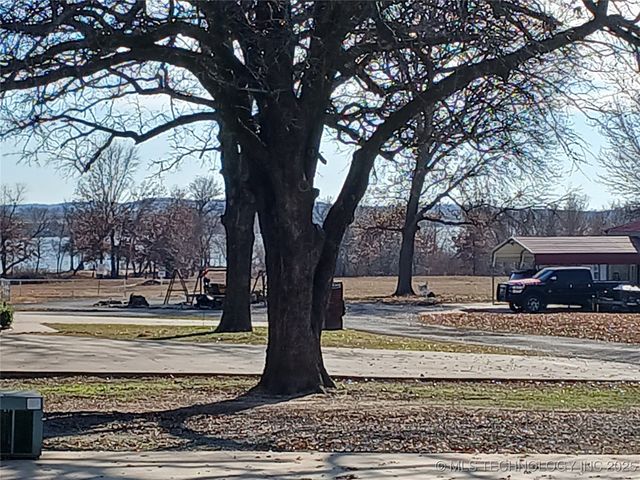 417558 Bridgeport Road, Eufaula, OK 74432