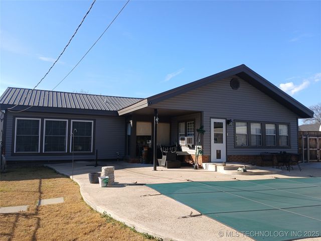 417558 Bridgeport Road, Eufaula, OK 74432