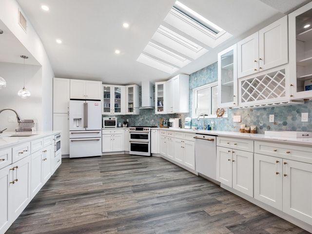 501 NORTON STREET, Longboat Key, FL 34228