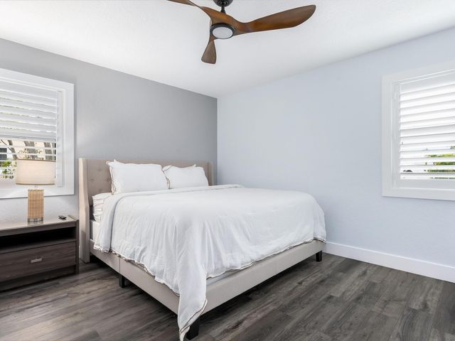 501 NORTON STREET, Longboat Key, FL 34228