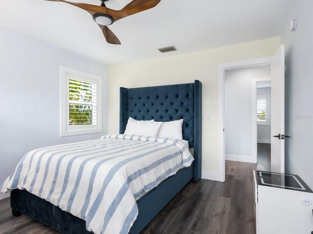 501 NORTON STREET, Longboat Key, FL 34228