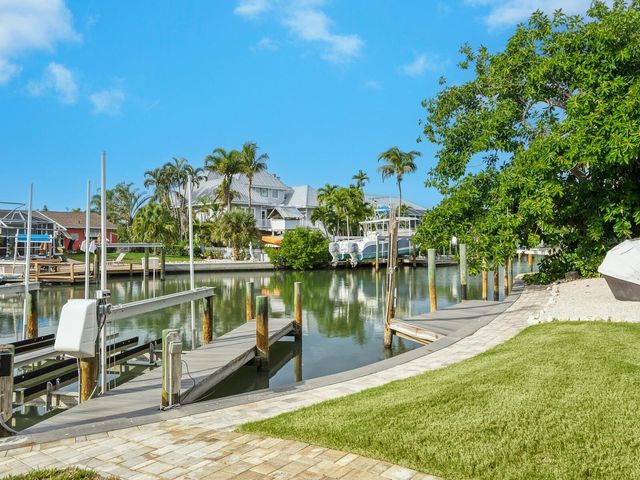 501 NORTON STREET, Longboat Key, FL 34228