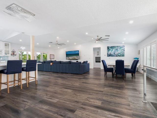 501 NORTON STREET, Longboat Key, FL 34228