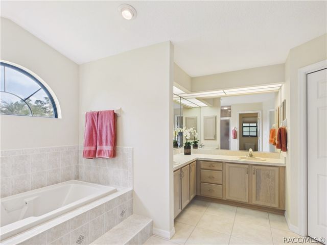 10 Rudbeckia Court, Homosassa, FL 34446