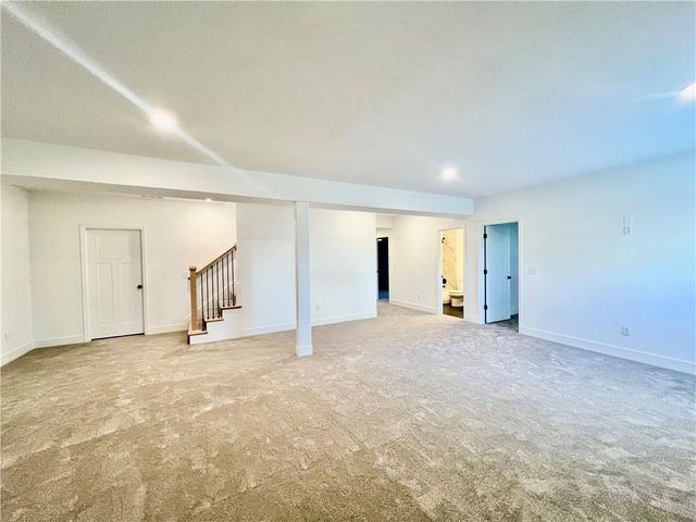 2185 Heritage Court, Liberty, MO 64068