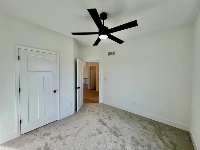 2185 Heritage Court, Liberty, MO 64068