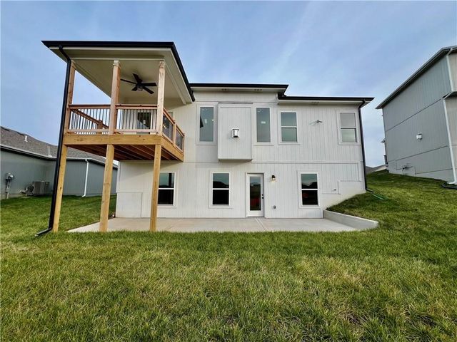 2185 Heritage Court, Liberty, MO 64068