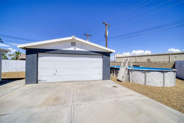 1461 E Paseo Redondo Circle, Fort Mohave, AZ 86426