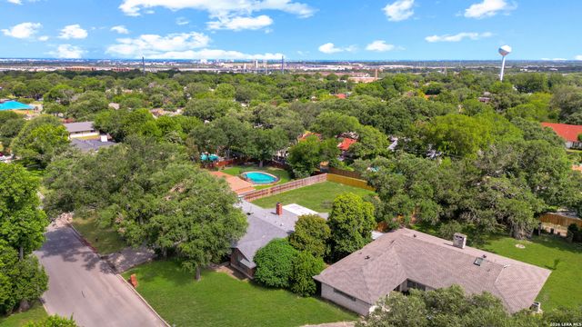 513 WINFIELD BLVD, Windcrest, TX 78239