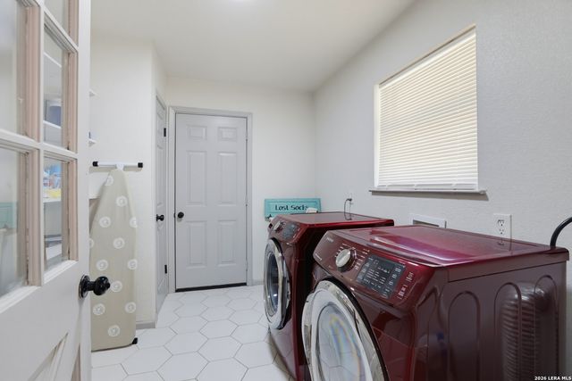 513 WINFIELD BLVD, Windcrest, TX 78239