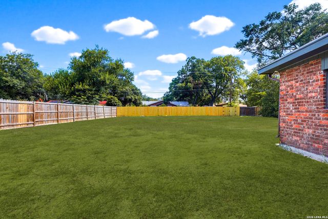 513 WINFIELD BLVD, Windcrest, TX 78239