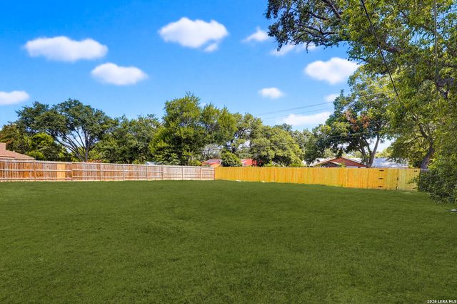 513 WINFIELD BLVD, Windcrest, TX 78239