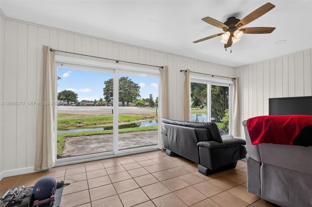 18808 W Lake Drive, Hialeah, FL 33015