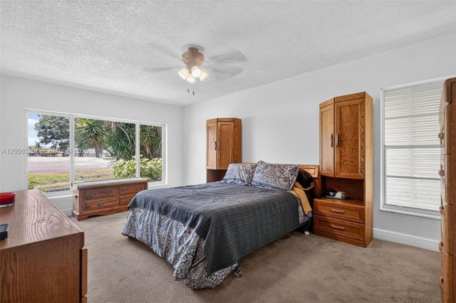 18808 W Lake Drive, Hialeah, FL 33015