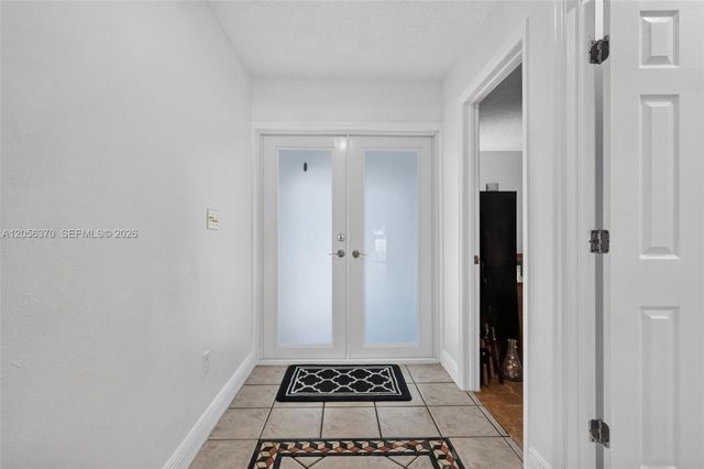 18808 W Lake Drive, Hialeah, FL 33015