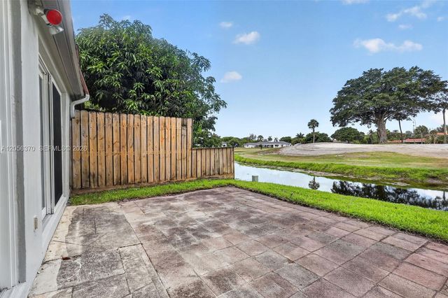 18808 W Lake Drive, Hialeah, FL 33015