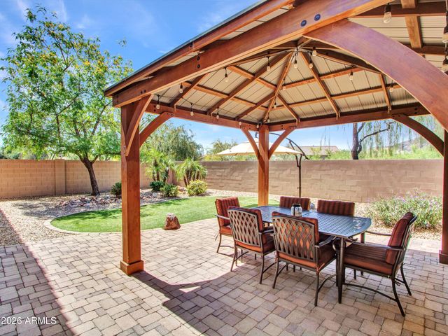 5435 W Fetlock Trail, Phoenix, AZ 85083