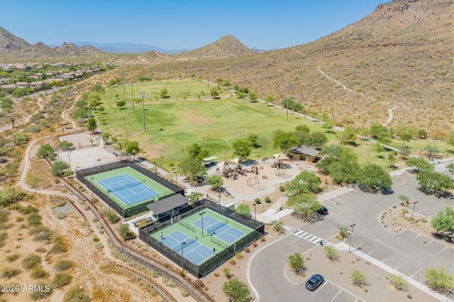 5435 W Fetlock Trail, Phoenix, AZ 85083