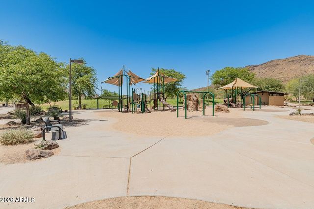 5435 W Fetlock Trail, Phoenix, AZ 85083