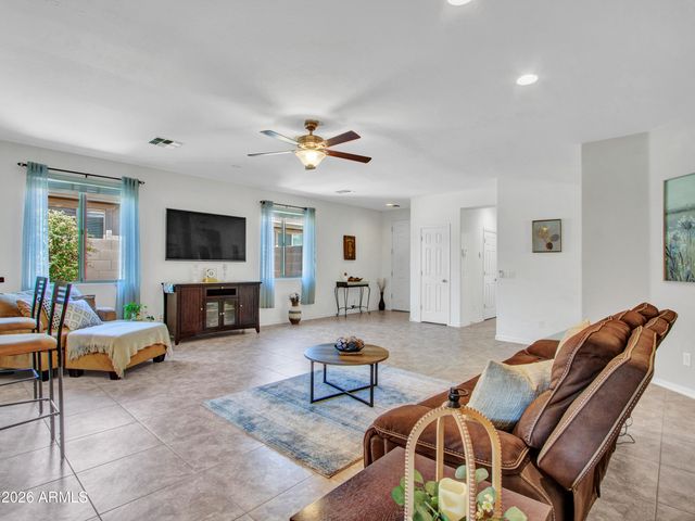 5435 W Fetlock Trail, Phoenix, AZ 85083